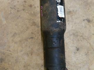 карданный вал GMC Yukon 2 поколение 2003, 6.0 л., бензин, АКПП, белый, внедорожник 5 дв.