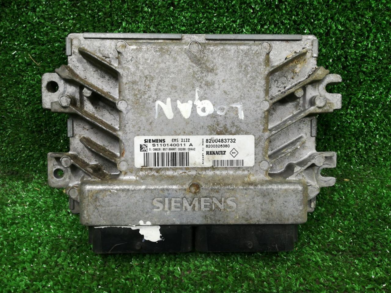 блок управления двигателем Renault Logan 1 поколение 2006, 1.6 л., бензин, S110140011A, 8200483732, 8200326380 - фото №1
