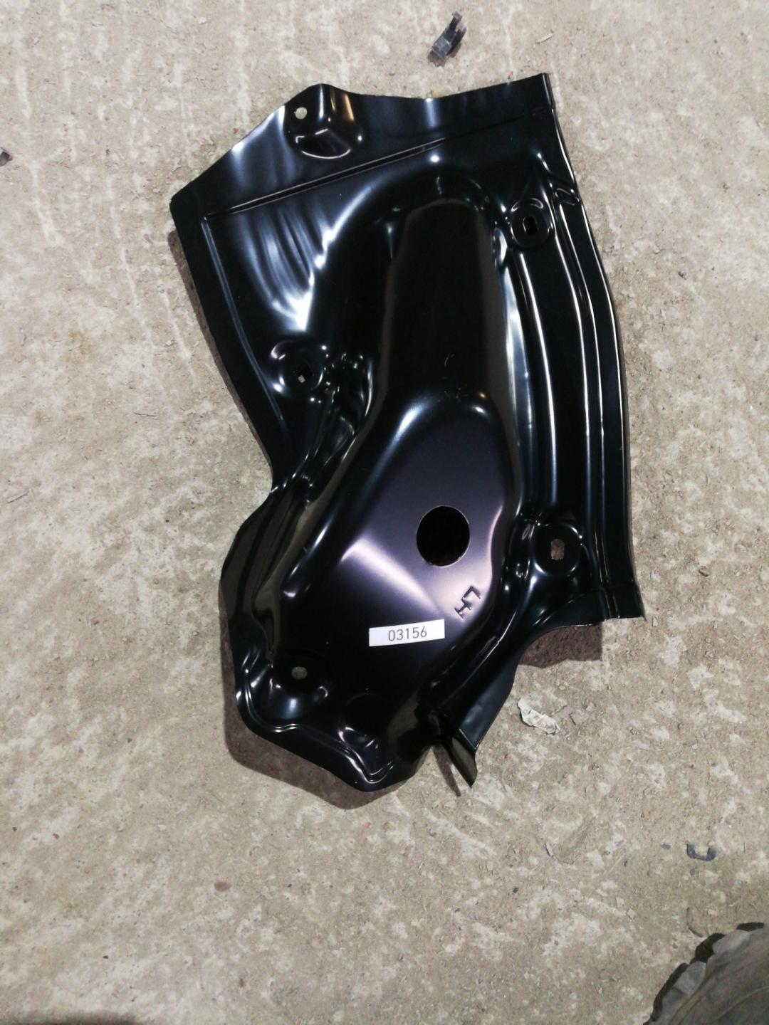 задняя часть кузова (тазик) Mazda Tribute 2 поколение 2011, 1.4 л., Y404, дизель, хетчбэк 5 дв., D65171481 - фото №1