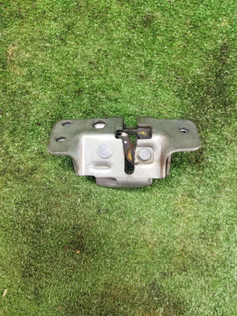 замок двери сдвижной Dodge Grand caravan 5 поколение 2010, 3.6 л., бензин, АКПП, минивэн, передний привод - фото №1