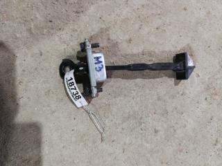 ограничитель открывания двери Mazda 3 1 поколение [рестайлинг] 2007, 1.5 л., бензин, хетчбэк 5 дв.