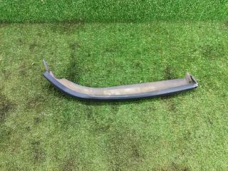 ресничка (ус) правой фары Mitsubishi Space Wagon 2 поколение (Typ N30/N40) 1998