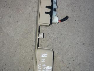 кнопка стеклоподъемника двери Toyota Avensis Verso 1 поколение [рестайлинг] 2007, 2.0 л., бензин, АКПП, белый, минивэн, правый руль