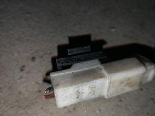 подсветка номера Mazda 323 5 поколение 1996, 1.5 л., Z5-DE, бензин, седан