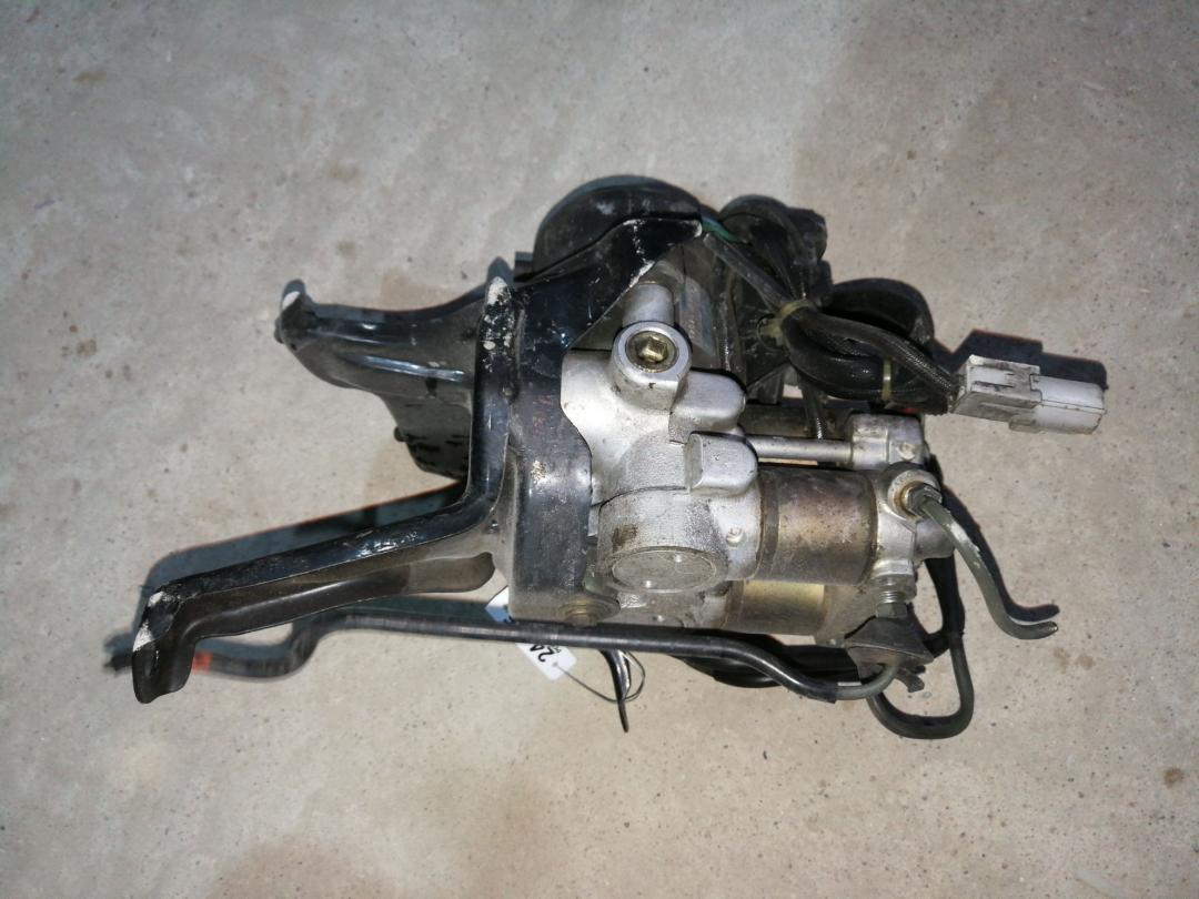 блок ABS Lexus SC 1 поколение 1994, 4.0 л., бензин, АКПП, серовато-жёлтый, купе, правый руль, 88264-24020, 137300-0101 - фото №1