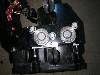 блок ABS Ford Kuga 2 поколение 2015, 2.0 л., T8MB, дизель, АКПП, черный, внедорожник 5 дв., правый руль