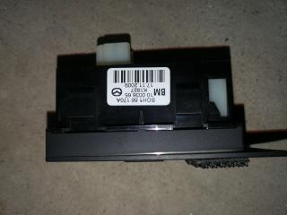 Кнопка антипробуксовочной системы (ABS/ESP) Mazda 3 BL 2009, 2.0 л., LF17, бензин, МКПП, черный, седан, правый руль, BDH166170A