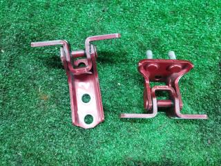 петля двери Mitsubishi ASX 1 поколение 2011, 2.0 л., 4B11, бензин, АКПП, красный, внедорожник 5 дв., полный привод