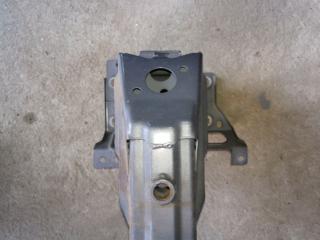 усилитель бампера переднего Mazda 6 GG 2004, 2.3 л., бензин, АКПП, серый, универсал, полный привод, правый руль