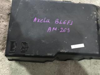 крышка аккумулятора Mazda 3 BL 2010, 1.6 л., бензин, АКПП, белый, седан, правый руль