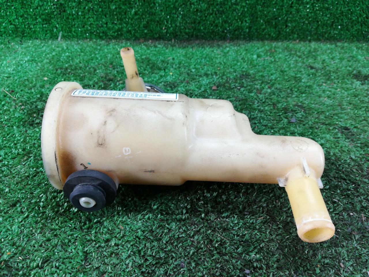 бачок расширительный Lexus GS 3 поколение 2006, 3.5 л., 2GR-FSE, бензин, АКПП, синий, седан, задний привод, правый руль - фото №1