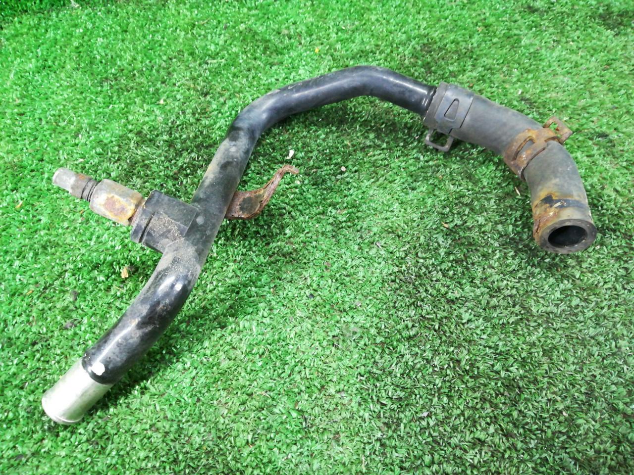 трубка охлаждающей жидкости Lexus GS 3 поколение 2006, 3.5 л., 2GR-FSE, бензин, АКПП, синий, седан, задний привод, правый руль - фото №1