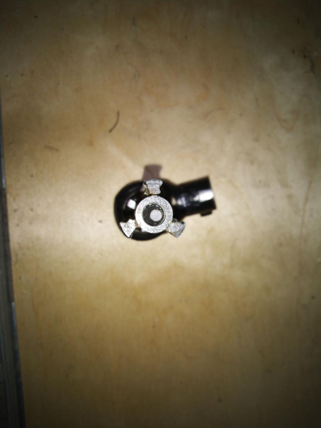 рулевой карданчик Chevrolet Cruze 1 поколение 2011, 1.4 л., бензин, МКПП, белый, седан, правый руль - фото №1