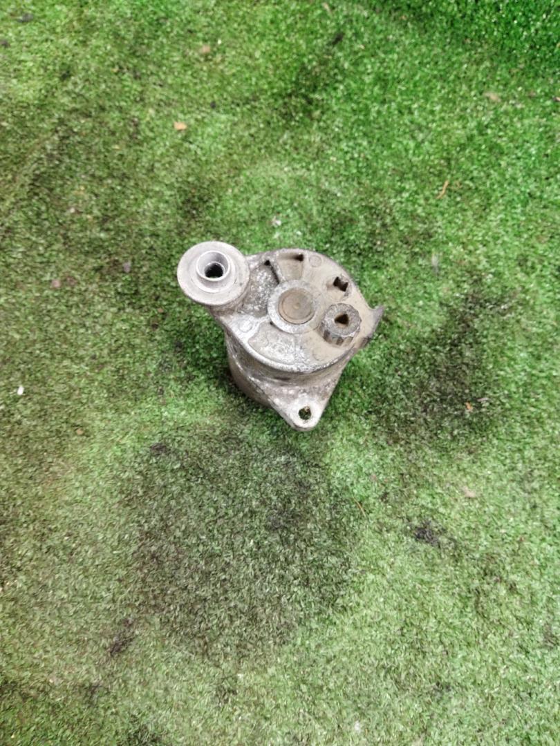 Натяжитель ремня агрегатов Mercedes-Benz Sprinter W901-904 2000, 2.2 л., дизель, A61120070 - фото №1