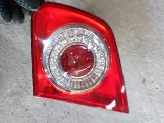 фонарь крышки багажника правый Volkswagen Jetta 5 поколение 2006, 2.0 л., BWA, бензин, АКПП, серый, седан, правый руль