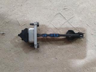 ограничитель открывания двери Mazda 3 1 поколение [рестайлинг] 2006