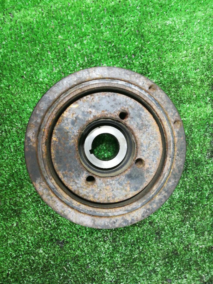 шкив коленвала Lexus LS 4 поколение 2008, 4.6 л., гибрид, АКПП, полный привод, 08F11E - фото №1