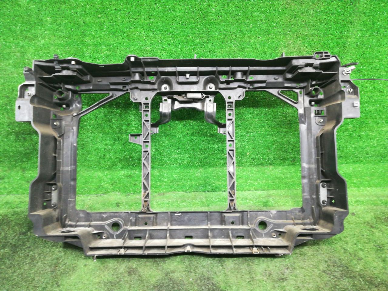 передняя панель крепления облицовки (телевизор) Mazda 6 GJ 2013, 2.2 л., дизель, АКПП, серый, универсал, передний привод, правый руль, GHP953111 - фото №1