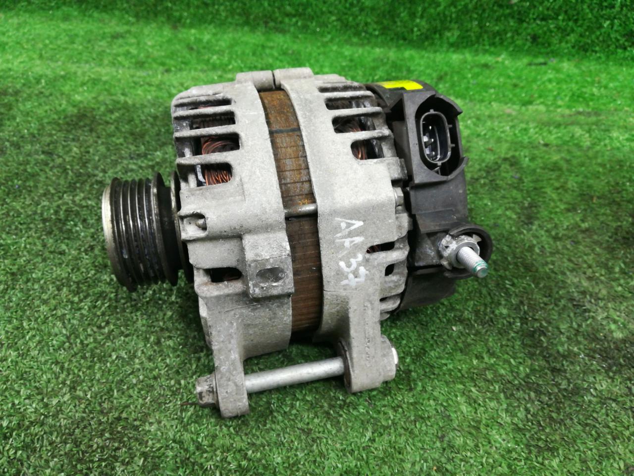 генератор Hyundai i40 1 поколение VF 2012, 1.7 л., D4FD, дизель, правый руль, 373002A800, 2609674 - фото №1