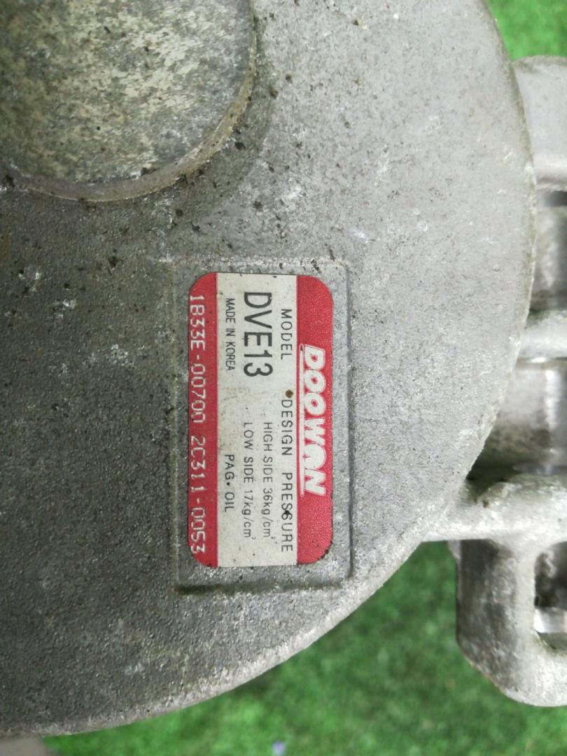 компрессор кондиционера Hyundai i40 1 поколение VF 2012, 1.7 л., D4FD, дизель, правый руль, 1B33E00700, 2C3110053 - фото №1