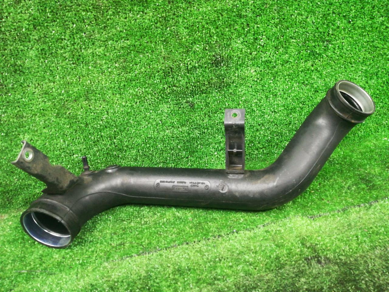 патрубок турбины Ford Kuga 1 поколение 2012, 2.5 л., HYDC, бензин, АКПП, внедорожник 5 дв., полный привод, правый руль, 31338736, 3M519A673UF - фото №1