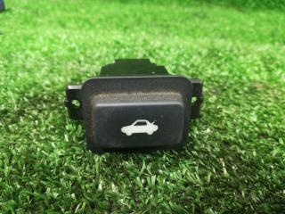 кнопка открытия багажника Honda Accord 8 поколение CU2 2010, 2.4 л., K24Z3, бензин, АКПП, серый, седан, передний привод, правый руль, M26983