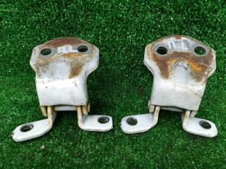 петля двери Ford Ranger 2 поколение [рестайлинг] 2011, 2.5 л., WL-T, дизель, МКПП, белый, пикап, полный привод, правый руль