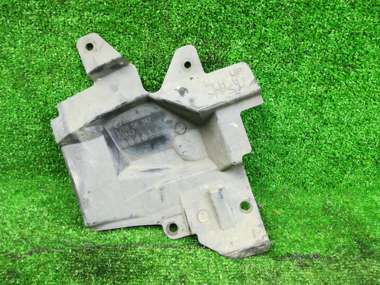 защита двигателя Mazda CX-9 1 поколение TB 2009, 3.7 л., CA, бензин, АКПП, белый, внедорожник 5 дв., полный привод, правый руль, L20656342 - фото №1