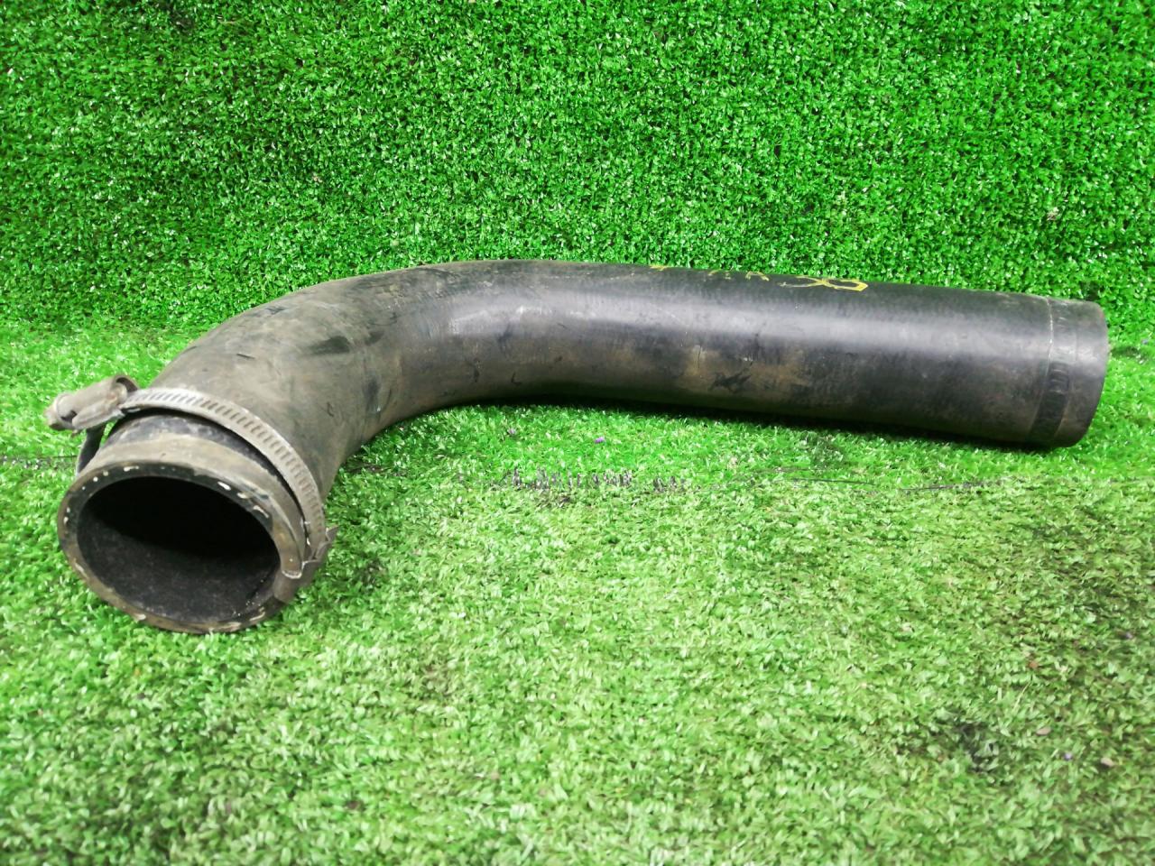 патрубок интеркулера Ford Kuga 1 поколение 2012, 2.5 л., HYDC, бензин, АКПП, внедорожник 5 дв., полный привод, правый руль - фото №1