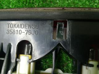 дополнительный стоп-сигнал Suzuki SX4 1 поколение [рестайлинг] 2013, 2.0 л., J20B, бензин, АКПП, черный, хетчбэк 5 дв., передний привод, правый руль, 35810-79J0