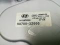 моторчик заднего стеклоочистителя (дворника) Hyundai i40 1 поколение VF 2012, 1.7 л., D4FD, дизель, правый руль, 987003Z000 - фото №2