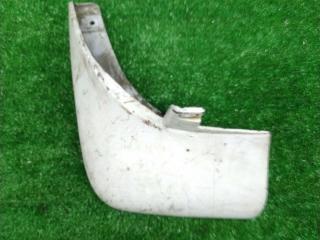 брызговик Mazda 626 GF [рестайлинг] 1999, 2.0 л., дизель, GF4A51881