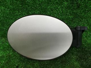 лючок топливного бака Mercedes-Benz M-Класс W164 [рестайлинг] W164 2009, 3.5 л., бензин, АКПП, серебристый, внедорожник 5 дв., полный привод, A1646300767