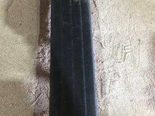 накладка на порог внутренняя Mazda CX-9 2 поколение 2017, 2.5 л., бензин, АКПП, красный, полный привод, правый руль