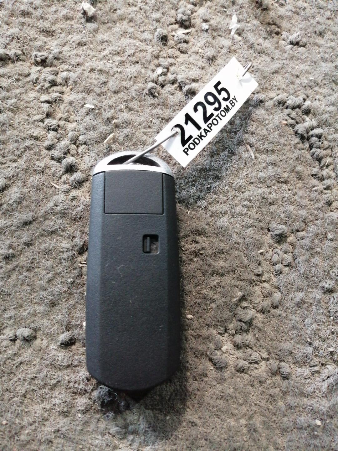 ключ-карта Mazda CX-9 2 поколение 2017, 2.5 л., бензин, АКПП, красный, полный привод, правый руль - фото №1