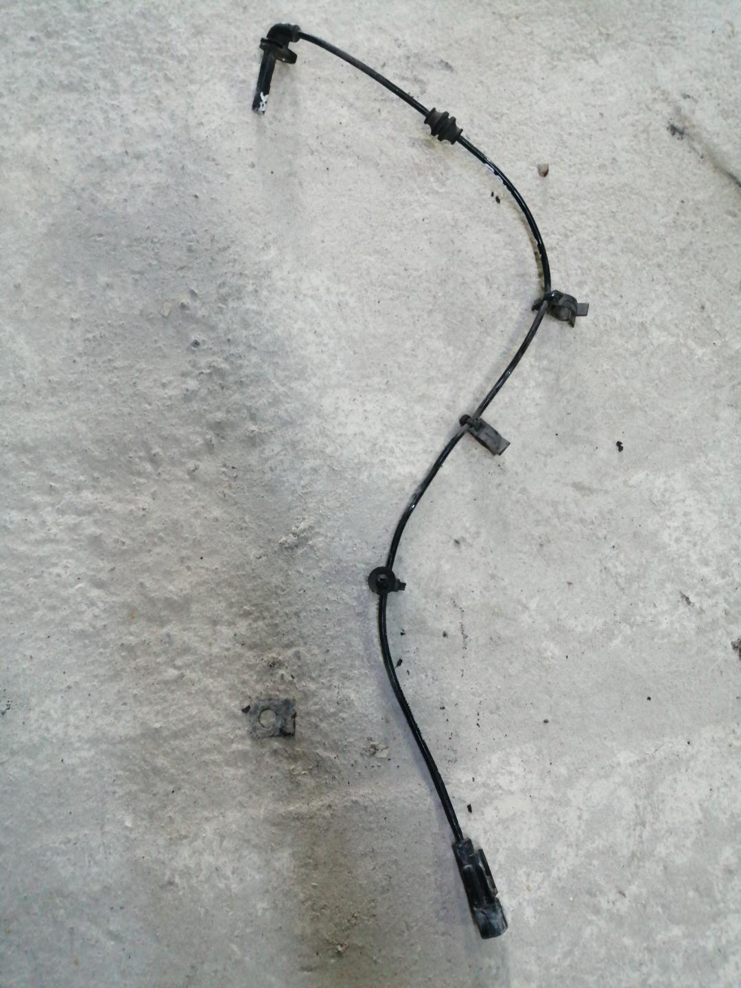 датчик ABS Chevrolet Cruze 1 поколение 2011, 1.4 л., бензин, МКПП, белый, седан, правый руль - фото №1