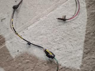 датчик ABS Mazda CX-9 2 поколение 2017, 2.5 л., бензин, АКПП, красный, полный привод, правый руль