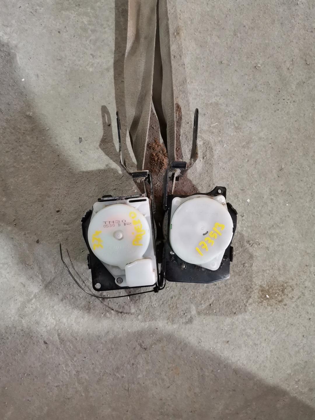 ремень безопасности Mitsubishi Pajero 3 поколение 2000, 3.5 л., 6G74 (SOHC 24V), бензин, АКПП, синий, правый руль - фото №1