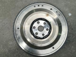 маховик Volvo S40 2 поколение [рестайлинг] 2011, 2.0 л., B 4204 S3, бензин, АКПП, белый, седан, передний привод, правый руль