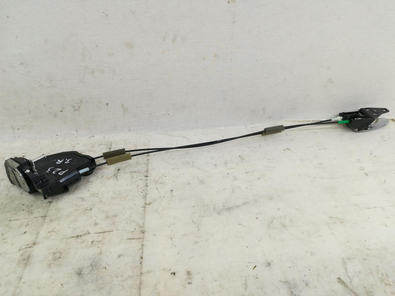 замок двери задней правой Toyota Camry 7 поколение XV40 ASV40 2009, 3.5 л., 2GR-FE, бензин, АКПП, серый, седан, передний привод - фото №1