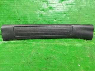 накладка на порог внутренняя Mazda 3 BL 2010, бензин, АКПП, красный, седан, передний привод, правый руль, BBM468740