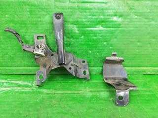 кронштейн (крепление) Mazda 3 BL 2009, 2.0 л., LF17, бензин, АКПП, черный, хетчбэк 5 дв., передний привод, правый руль