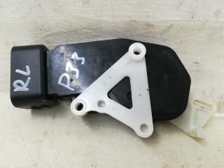 активатор (привод) замка двери Toyota Sienna 2 поколение XL20 [рестайлинг] 2007, 3.5 л., 2GR-FE, бензин, АКПП, серебристо-голубой, минивэн, передний привод