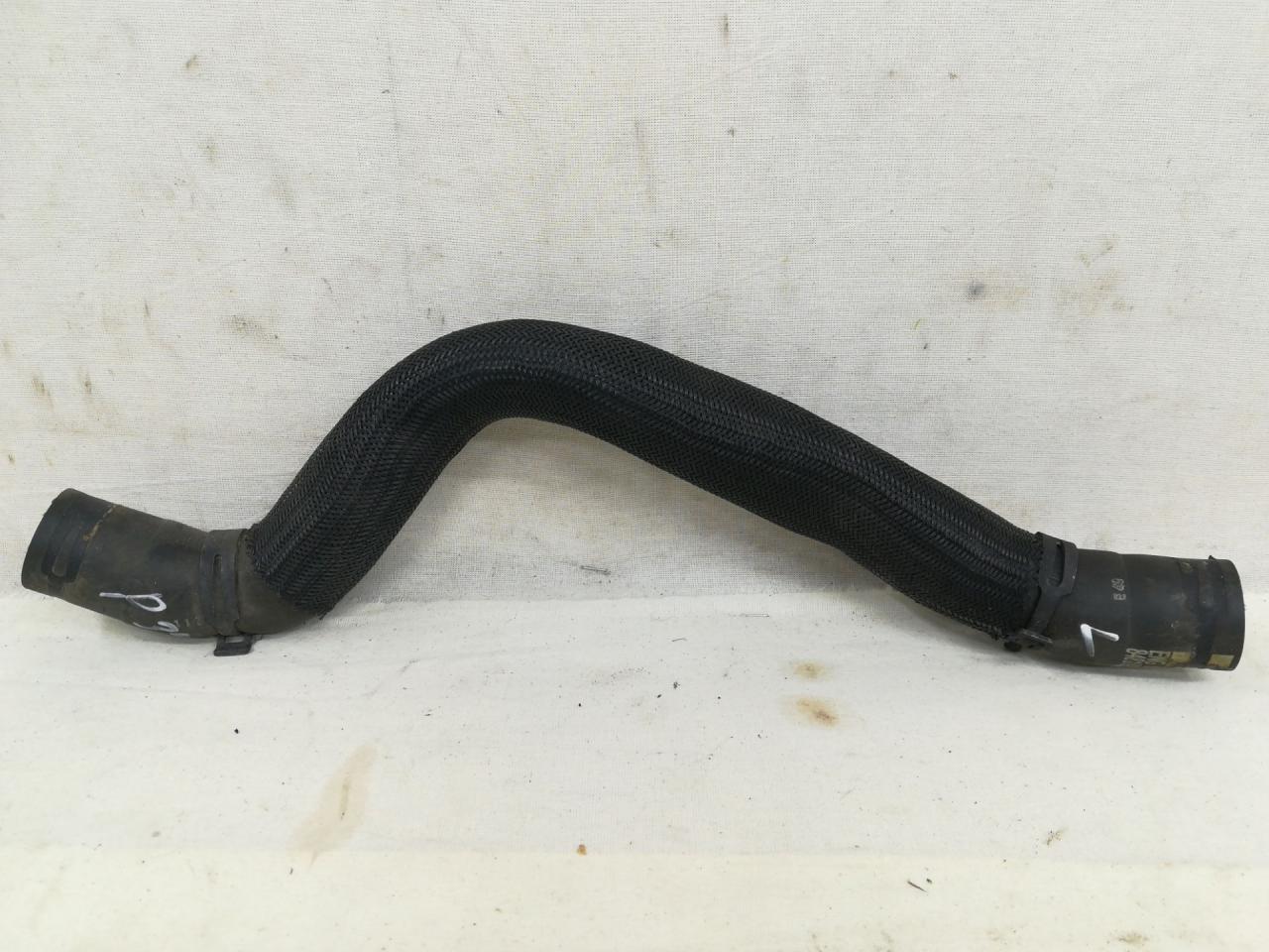 патрубок радиатора GMC Terrain 2 поколение 2020, 1.5 л., бензин, АКПП, темно-серый, внедорожник 5 дв., полный привод, 84818903 - фото №1