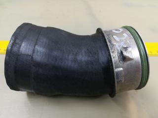 патрубок интеркулера Volkswagen Passat (USA) 1 поколение 2015, 1.8 л., TFSI, бензин, АКПП, черный, седан, передний привод, 1K0145828AC