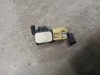 датчик удара Infiniti QX80 1 поколение Z62 2014, 5.6 л., VK56DE, бензин, АКПП, белый, внедорожник 5 дв., задний привод