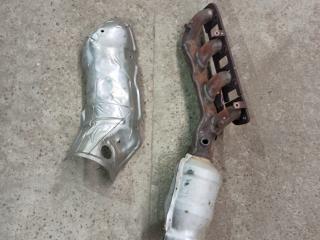 катализатор Infiniti QX80 1 поколение Z62 2014, 5.6 л., VK56DE, бензин, АКПП, белый, внедорожник 5 дв., задний привод