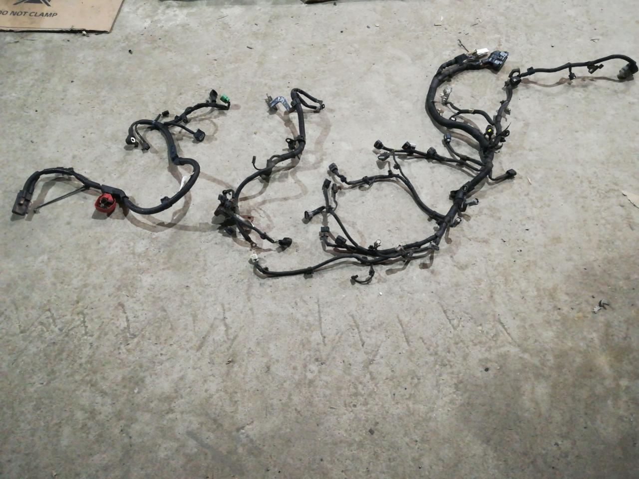 проводка двигателя Mitsubishi Lancer 10 поколение 2010, 2.4 л., 4B12, бензин, АКПП, белый, хетчбэк 5 дв., передний привод - фото №1