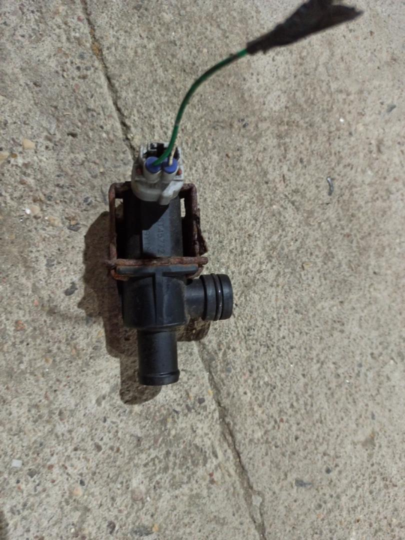 электромагнитный клапан Mitsubishi Lancer 10 поколение 2010, 2.4 л., 4B12, бензин, АКПП, белый, хетчбэк 5 дв., передний привод - фото №1