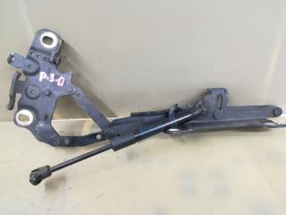 петля капота правая BMW 3 серия F30/F31/F34 F30 2013, 2.0 л., N20 B20 A, бензин, АКПП, черный, седан, полный привод, 13989610, R62312